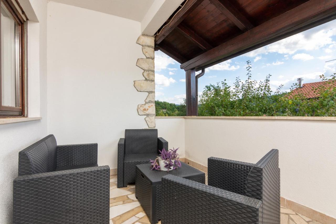 Apartment Buzet 17562A Luaran gambar
